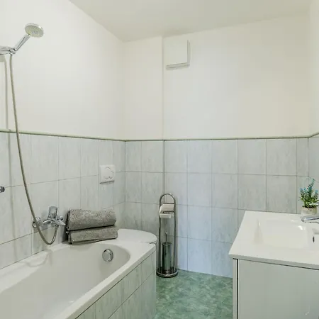 Blue By Interhome דירה בלאנו